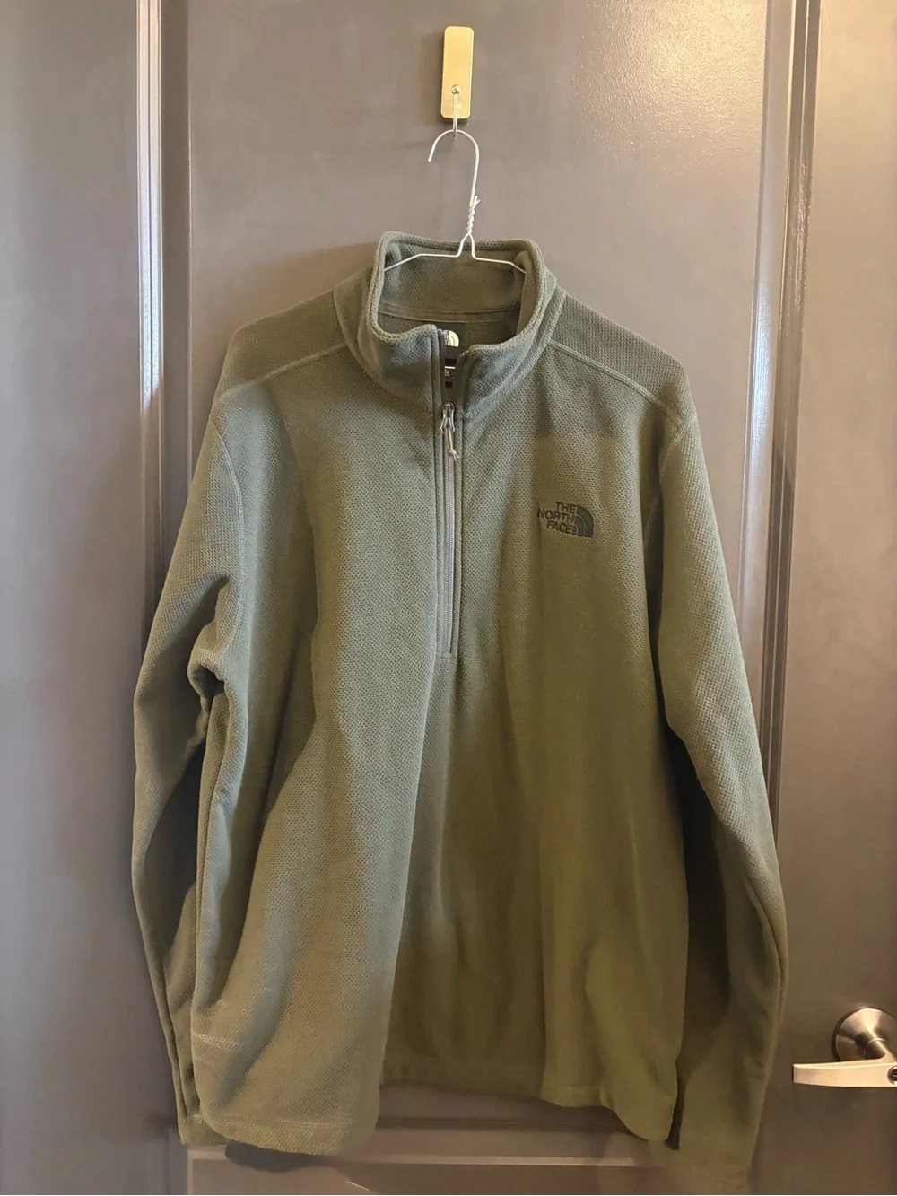 The North Face Men's Olive Green Zip-Up Fleece Pullover